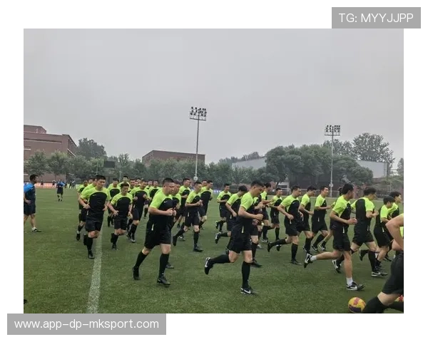 “中超裁判员技术培训提升赛事公正”，中超裁判员一场多少钱