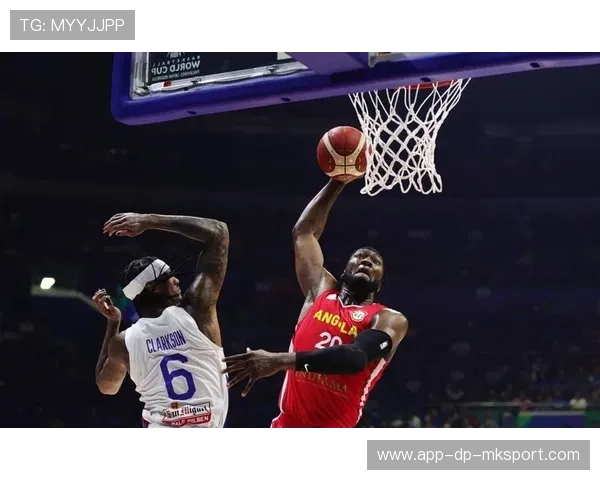 太阳中锋补篮决定比分最终走向