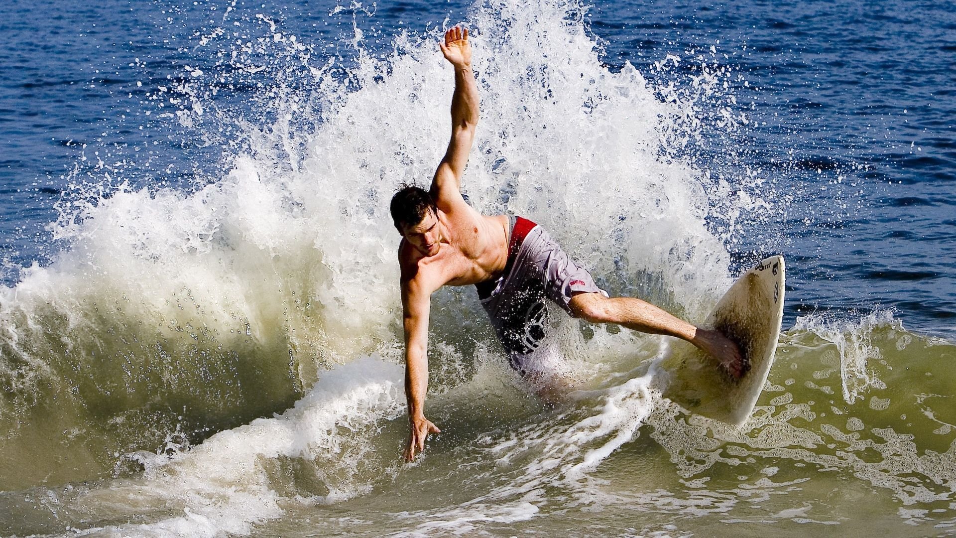 体育公益主题海报大赛 设计师用画面诠释运动精神